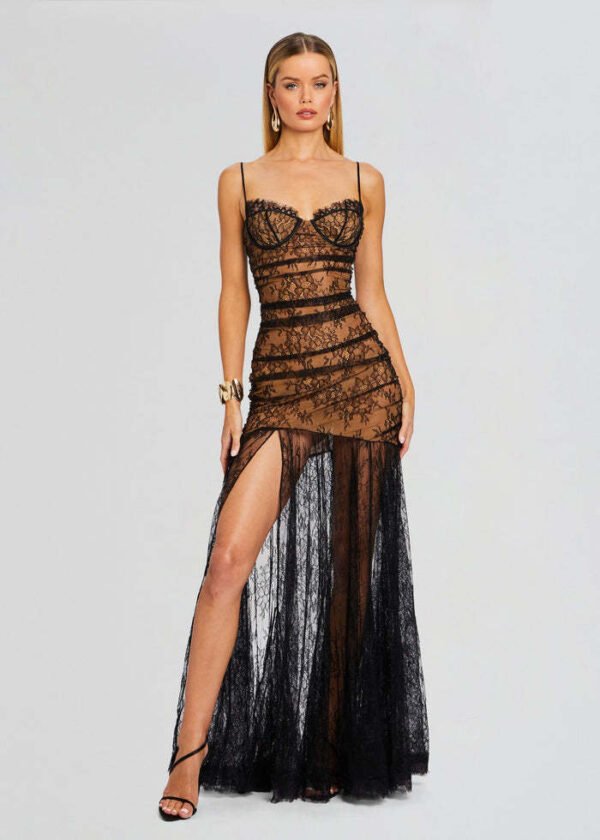 Midnight Lace Pleated Maxi Dress – Elegant Evening Gown