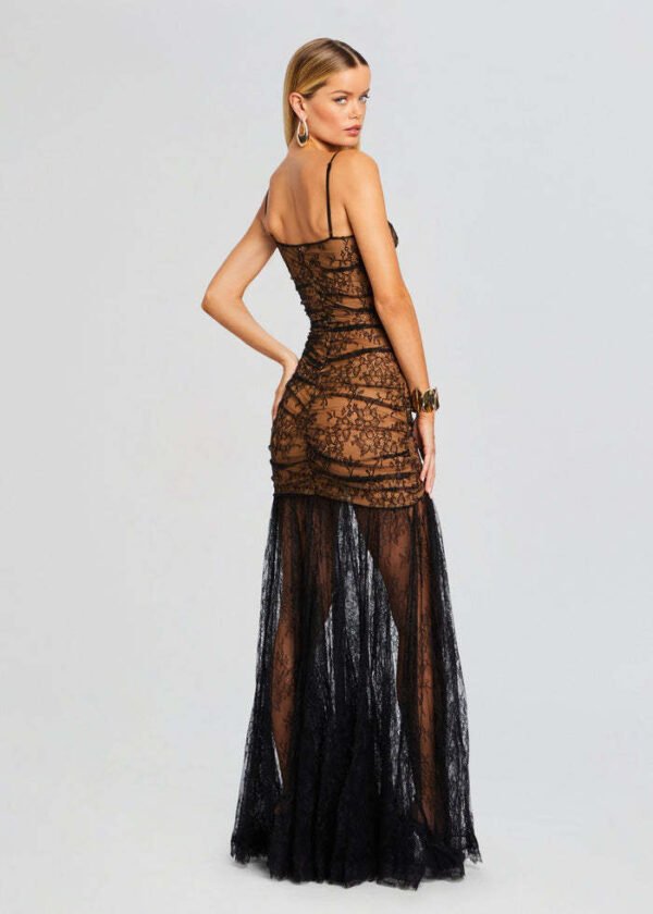 Midnight Lace Pleated Maxi Dress – Elegant Evening Gown