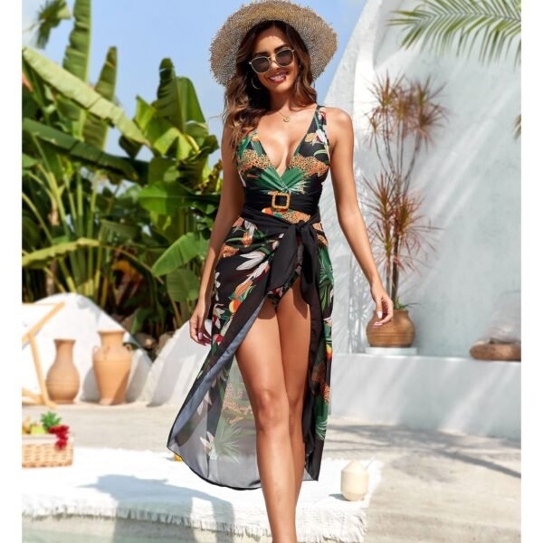 Printed Swimsuit with Gauze Skirt – Elegant Two-Piece Beachwear